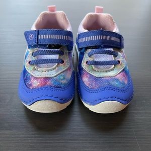 Stride Rite Soft Motion sneaker